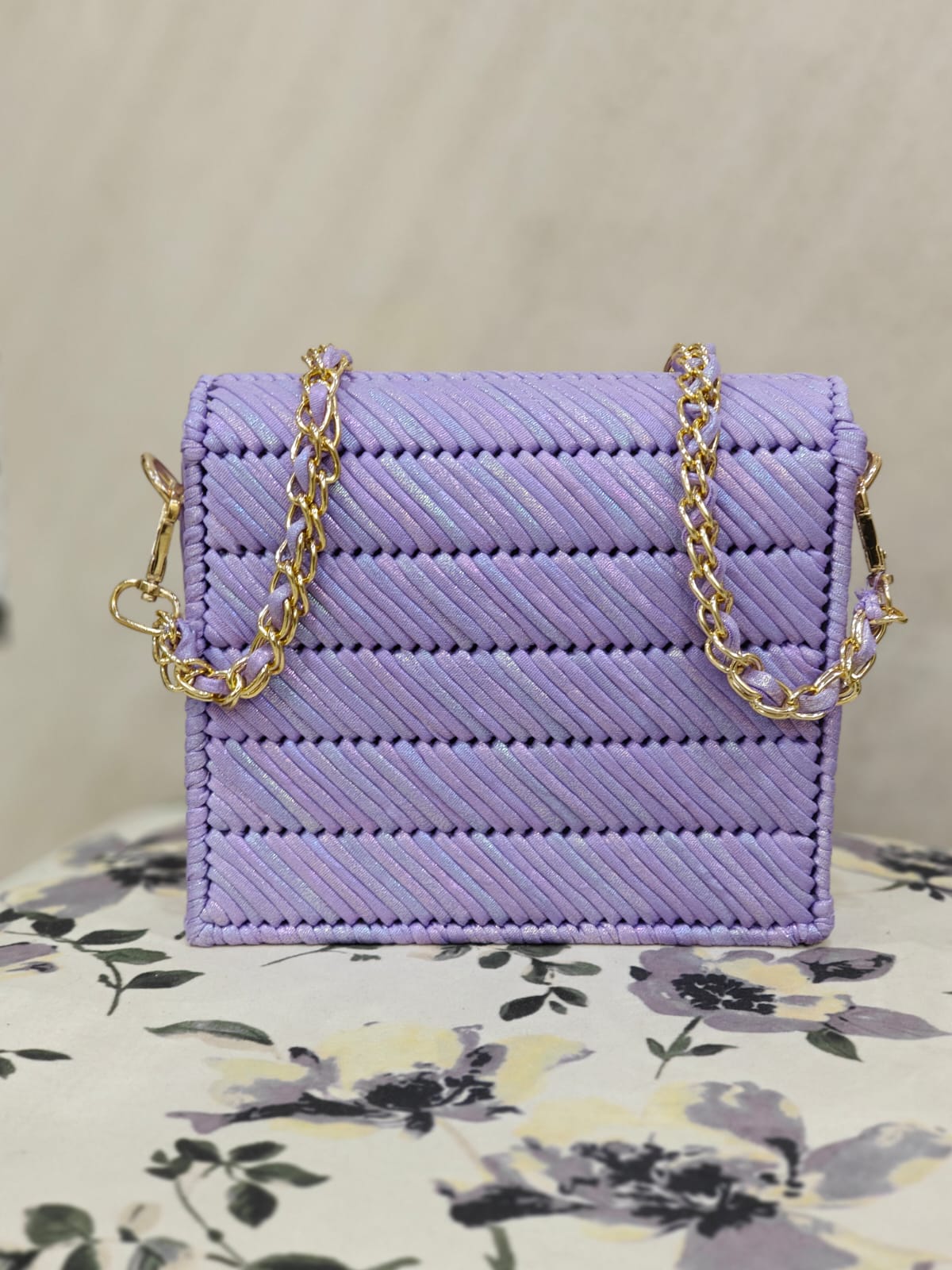 METALLIC - LAVENDER TWIST - Image 4